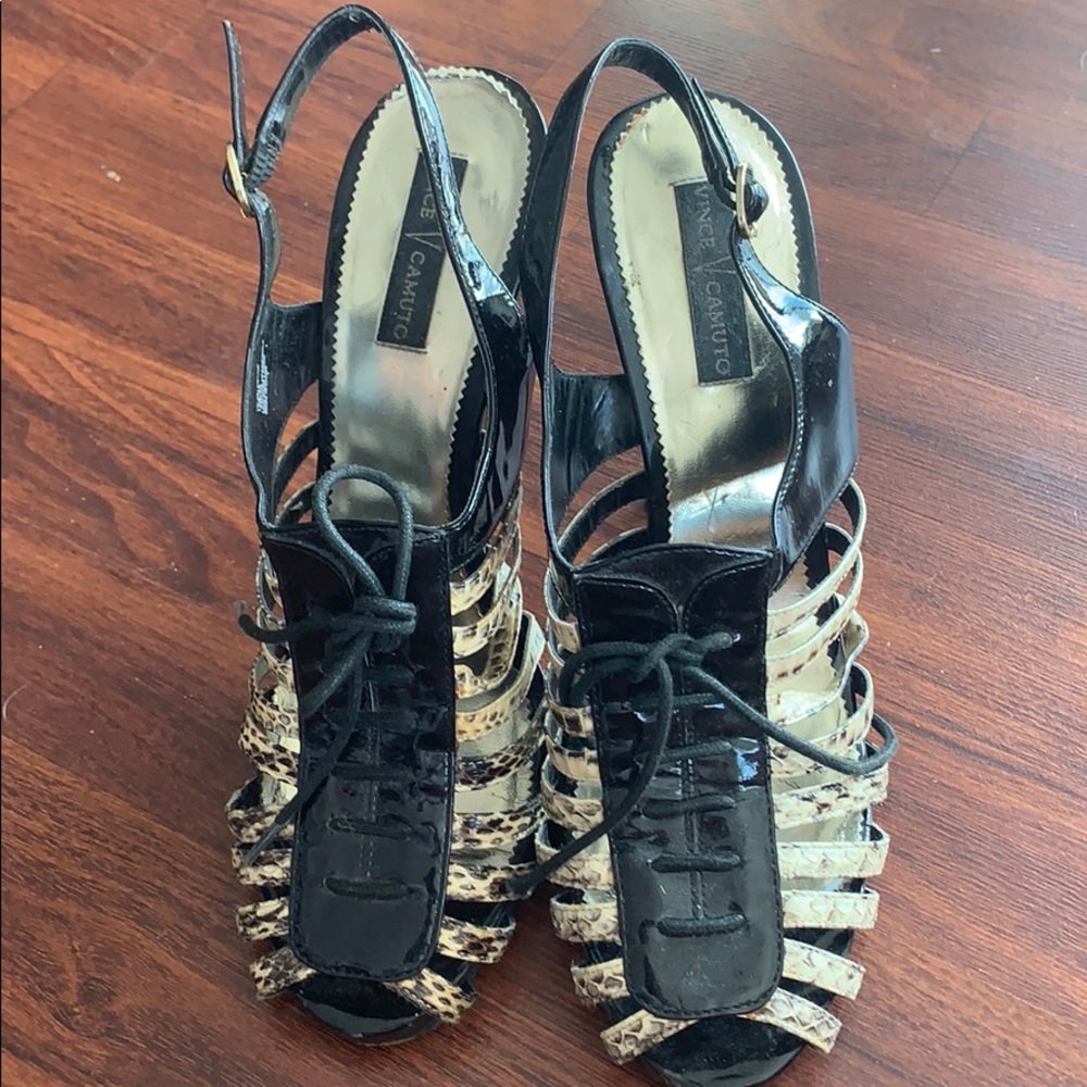 Vince Camuto black and snake print heel sz 10